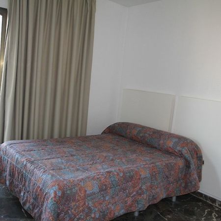 Apartamentos San Jaime Center Suites Benidorm Luaran gambar